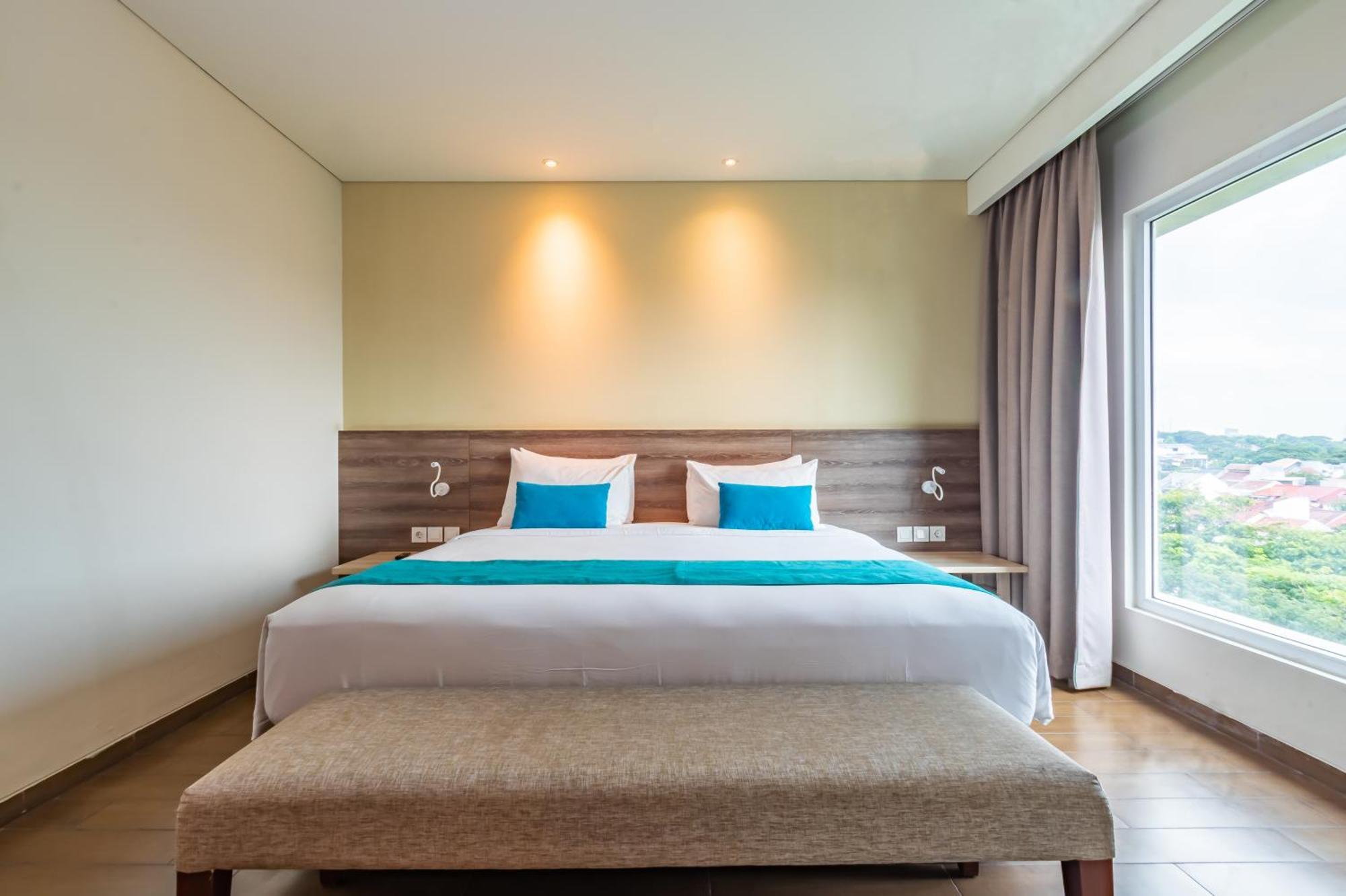 Hotel Ayola Lippo Cikarang Eksteriør bilde